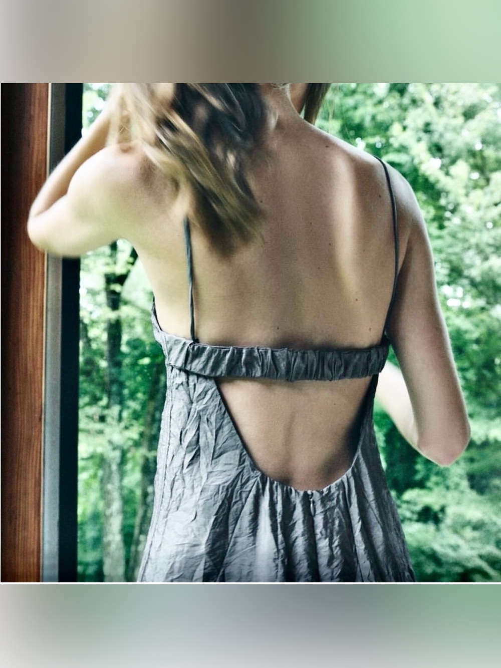 Zara Gray Open-Back Midi Dress with wrinkle look